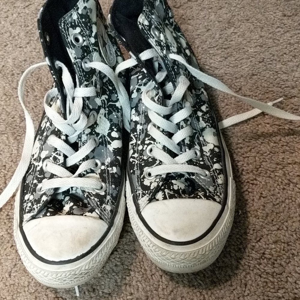 Women's sneakers